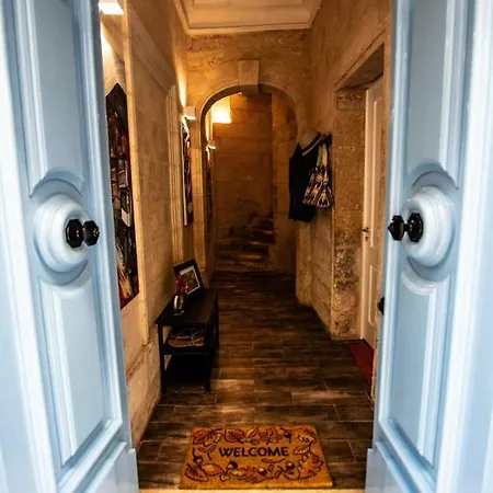 Cosy Townhouse In Historic Centre Сasa de vacaciones