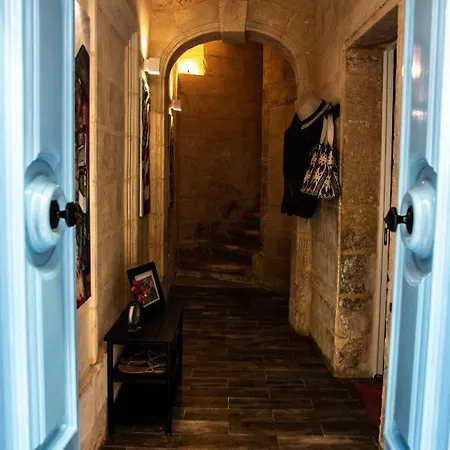 Cosy Townhouse In Historic Centre *