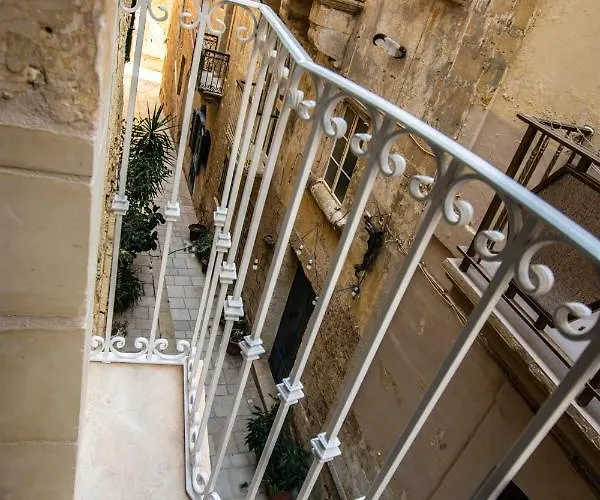 Cosy Townhouse In Historic Centre Birgu