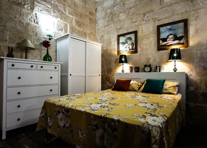Cosy Townhouse In Historic Centre * Birgu